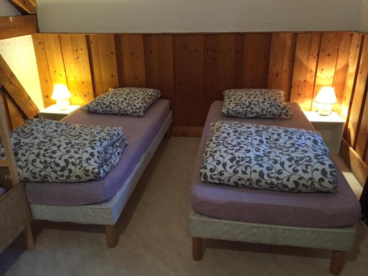 Les Cristaux Bed & Breakfast แซ็งต์-แฌร์เวส์-เลส์-แบ็งส์ ภายนอก รูปภาพ