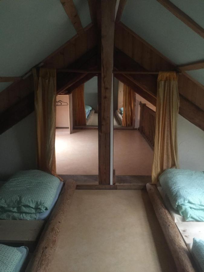 Les Cristaux Bed & Breakfast แซ็งต์-แฌร์เวส์-เลส์-แบ็งส์ ภายนอก รูปภาพ