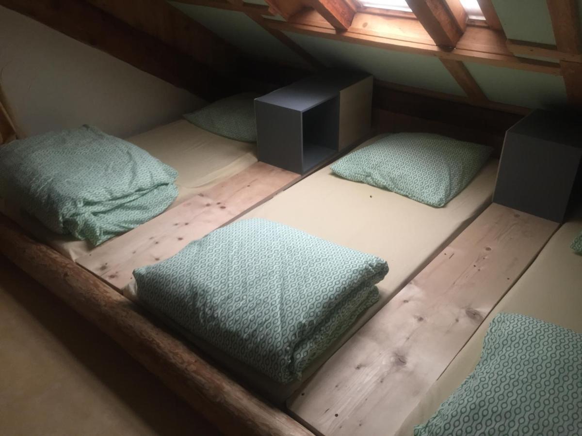 Les Cristaux Bed & Breakfast แซ็งต์-แฌร์เวส์-เลส์-แบ็งส์ ภายนอก รูปภาพ