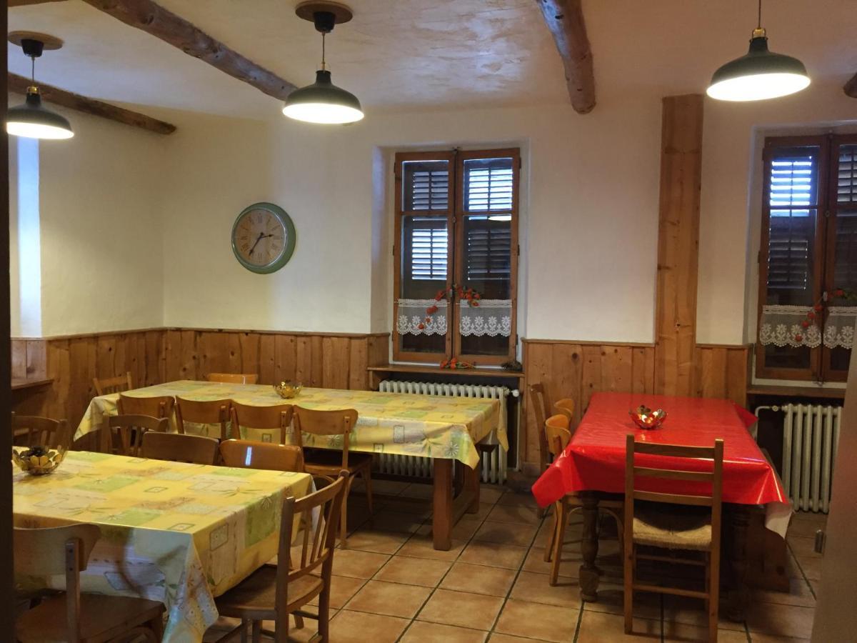 Les Cristaux Bed & Breakfast แซ็งต์-แฌร์เวส์-เลส์-แบ็งส์ ภายนอก รูปภาพ