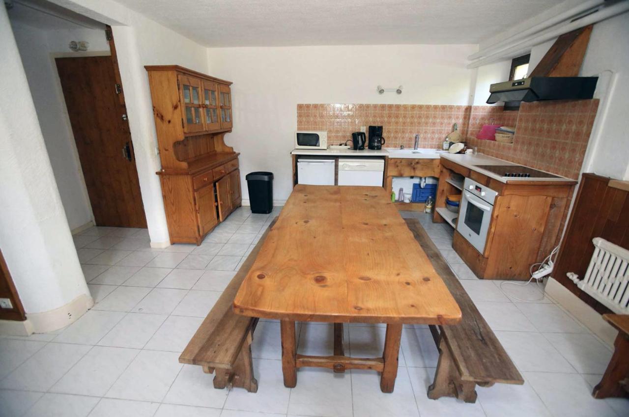Les Cristaux Bed & Breakfast แซ็งต์-แฌร์เวส์-เลส์-แบ็งส์ ภายนอก รูปภาพ